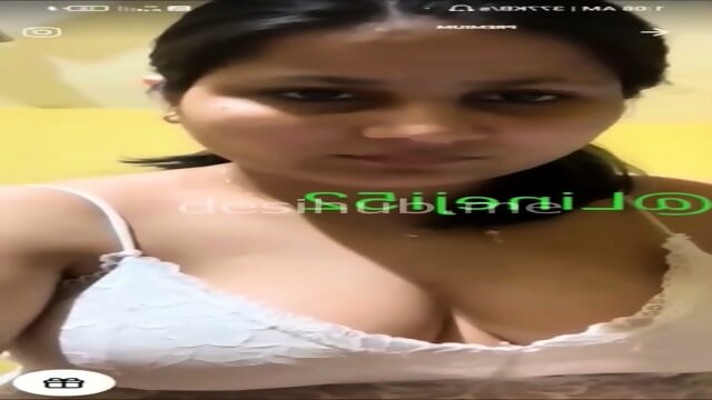 Insta Influencer Ritika Sharma Nude Dance Jiggling Her Big Boobs with Sexy Face