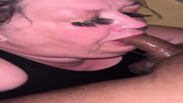 Fat Granny Gives Super Gumjob