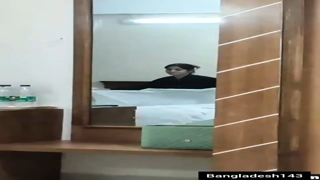 Tiktok viral Bangladeshi girlfriend fucing with lover boyfriend and loud moanig.