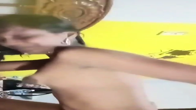 Desi raand ko room pe bula ke chudai