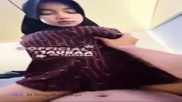Laura mahasiswi viral ngentot sama om om
