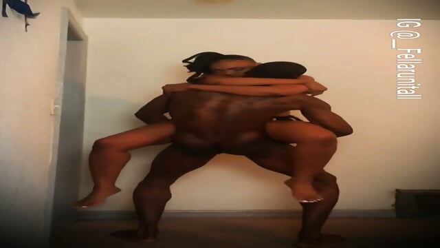 EBONY MILF BEDROOM QUICKIE 2