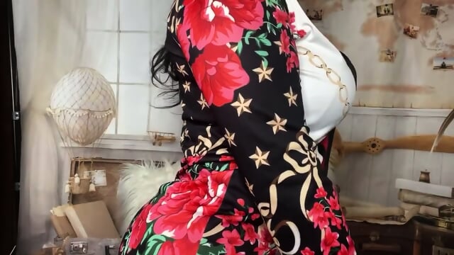 THICK REDBONE MILF 1