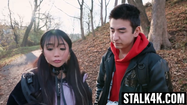 Sakura cuckolds her boyfriend for big money