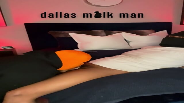 DALLAS MILKMAN SWALLOWING THAT @seanyboy9886 Cock  Belgium