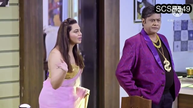 Hot and juicy desi bhabhi fucked by bf_