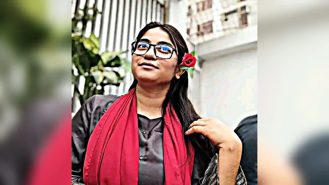 Bangladeshi Busty Babe Showing Boobs In The Shower