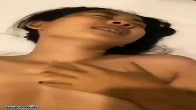 Thai Wife Enjoys Getting Pounded in Guesthouse