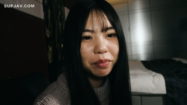 Cute japanese teen with black hair and nice tits