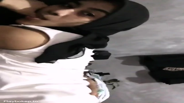 Cewek hijab crot dalam