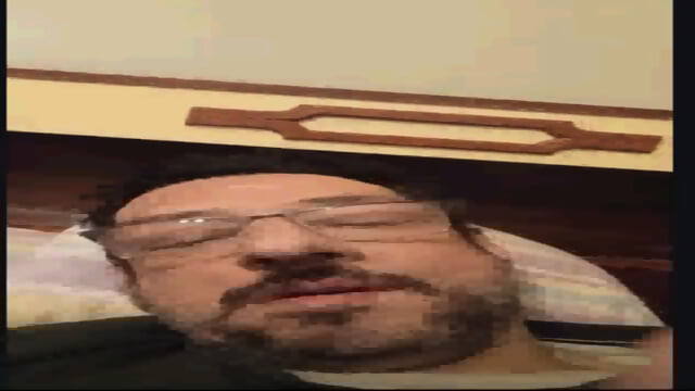 El seÃ±or Pacoleon se masturba delante de la cÃ¡mara.