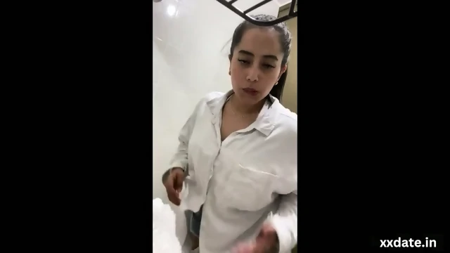 Cute Indian Girl Undress