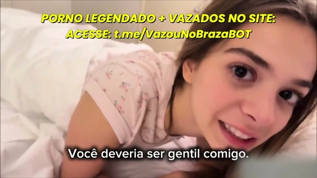 LEGENDADO MEIA IRMA FOI DORMIR NO QUARTO DO IRMAO PORQUE ESTAVA COM CALOR