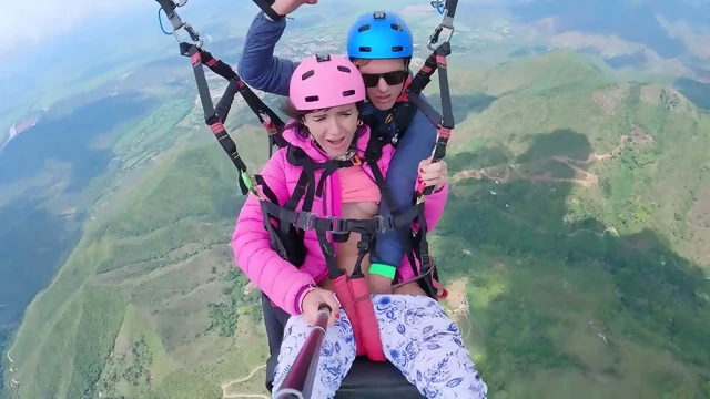 SQUIRTING while PARAGLIDING in 2200 m above the sea
