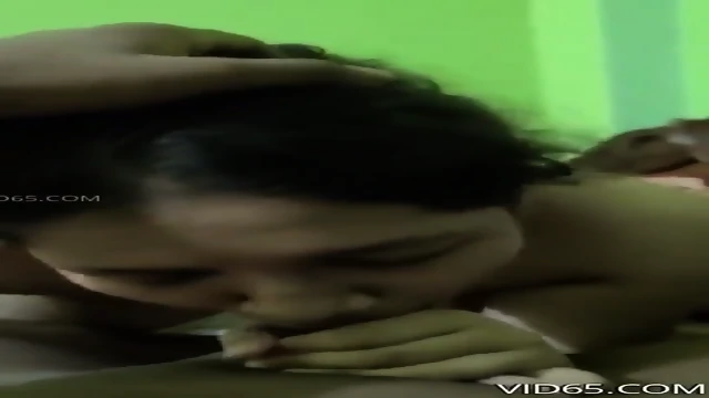 Mature desi housewife is perfect in giving blowjob and riidng the cock