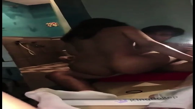 Mahasiswi brutaal goyangnya