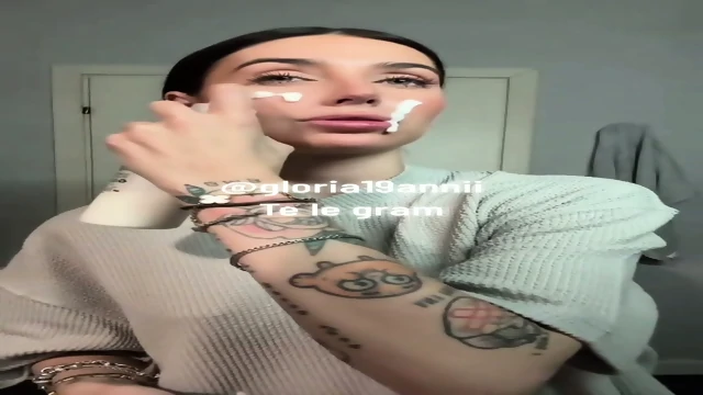 Michelle Comi Italian