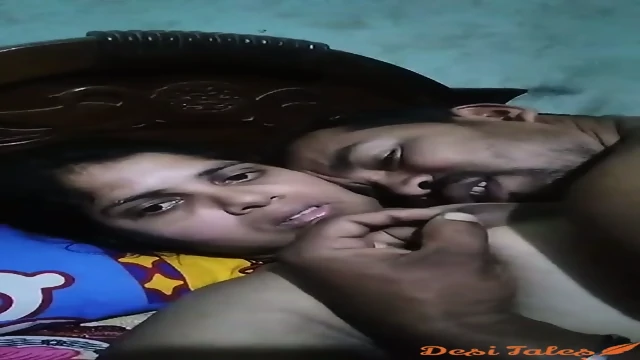 Indian big boobs aunty boobs sucking