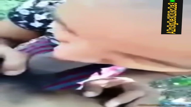 Nakaw na sandali sa gubat tinira batang bata pa laapag na