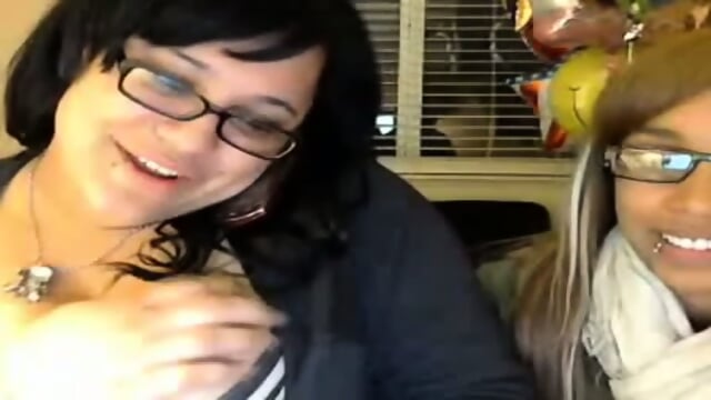 ebony lesbians playing on webcam