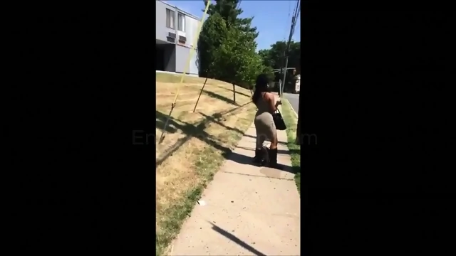 dickflash encoxada grope cum