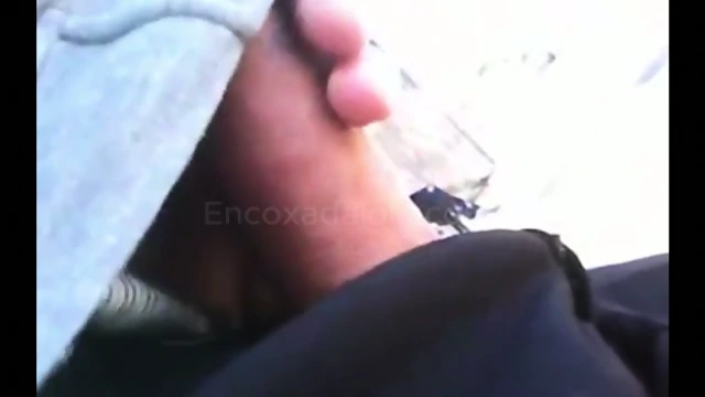 dickflash encoxada grope cum