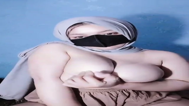 Bokep Hijab Indo Gendis Pamer Body Toket Bulet