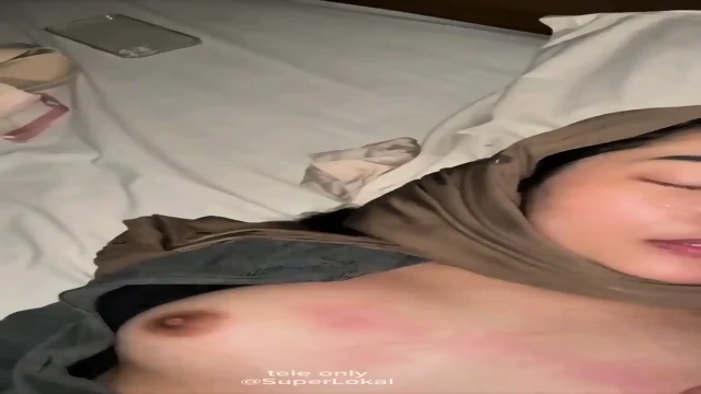 Tocil Hijab Ngentot dihotel bareng atasan