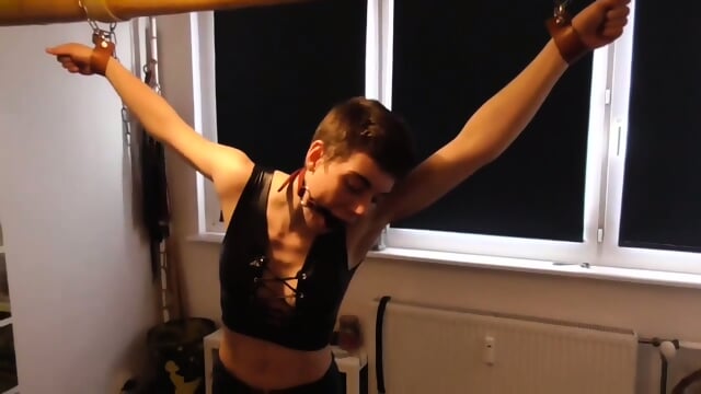 Redhead Flogging  Kinky4Ever