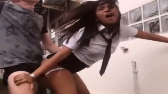 Amateur Interracial Outdoor Webcam Show Ends with a Facial