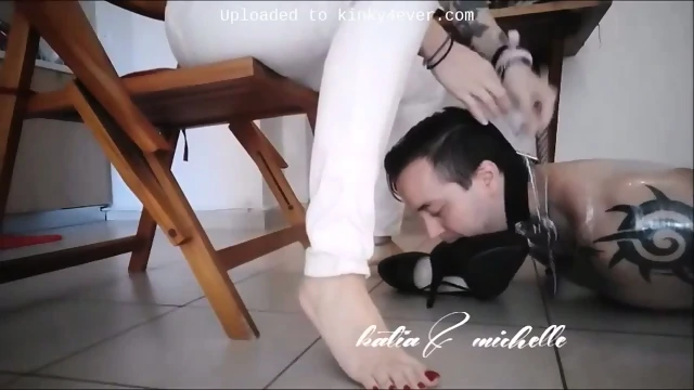 Lick Them Clean  Kinky4Ever