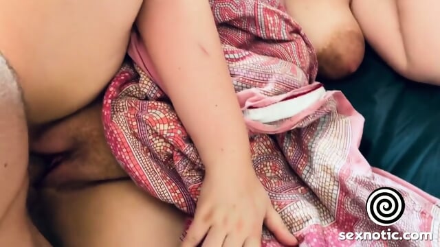 Big Tits Amateur BBW Milf Gets a Morning Creampie