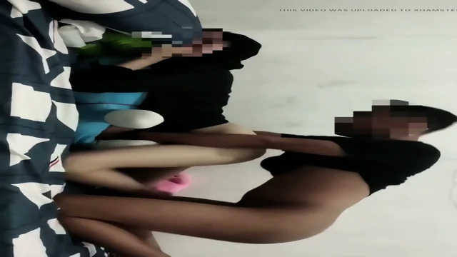 Jilbab hitam ngewe di kosan