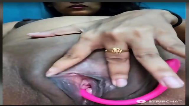 sexyindi_couple pregnant full face solo nude fingering