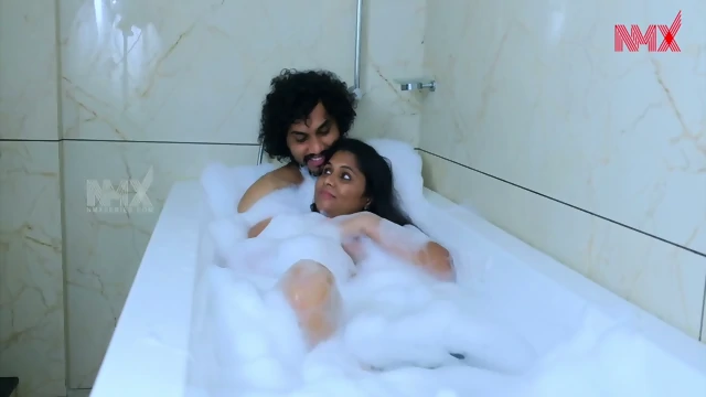 Naughty.Game.S01E01.720p, Rajshot