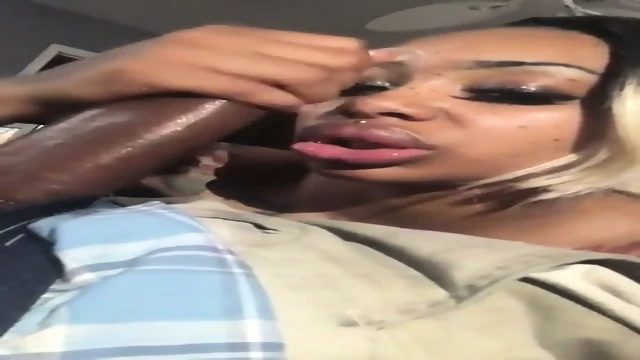 Ebony: Her google drive folder, 755 videos => https://rentry.co/vk95pmbb