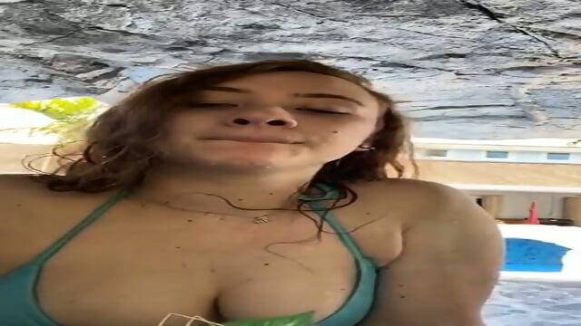 Teen:  Her google drive folder, 455 videos => https://rentry.co/yqk8y8n7