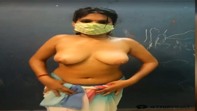 indian very beautiful young woman boobs show