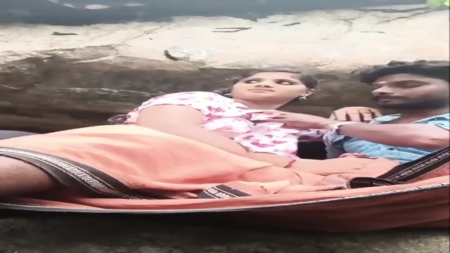 Mallu girl boob suck by lover while she gave handjob