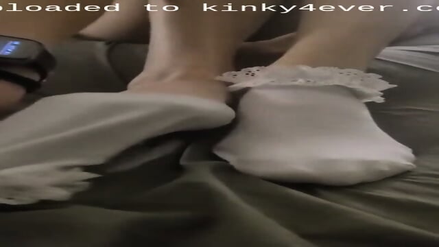 Amateur Girlfriend Removes Her White Socks And Shows Her Hot Feet  Kinky4Ever