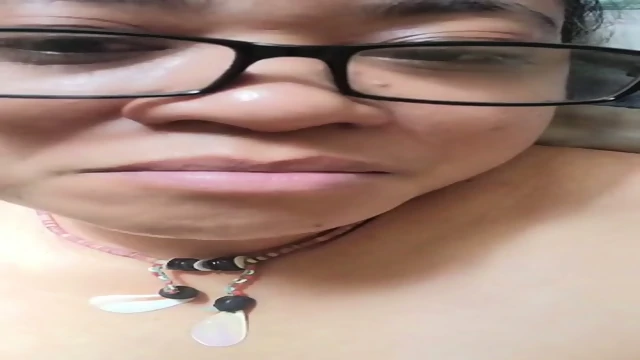 Yummy PNG MILF Plays with her sweet hole