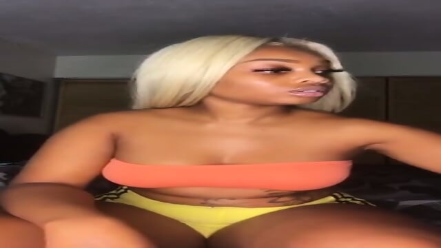 Phat: Her google drive folder, 344 videos => https://rentry.co/odvqieti