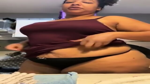 Ebony: Her google drive folder, 744 videos => https://rentry.co/fqybr3df