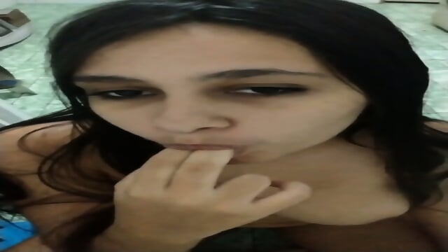 Randi Bhabhi spitting and showing