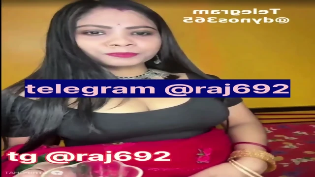 RedQQueen couple fuck show full video available in telegram @raj692