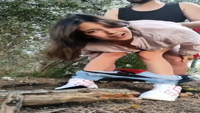 😱🔞Horny Desi Girl Outdoor Quick Smoking 🚬Blowjob & Fucking🐕With Crempie at end💦🥵🔥