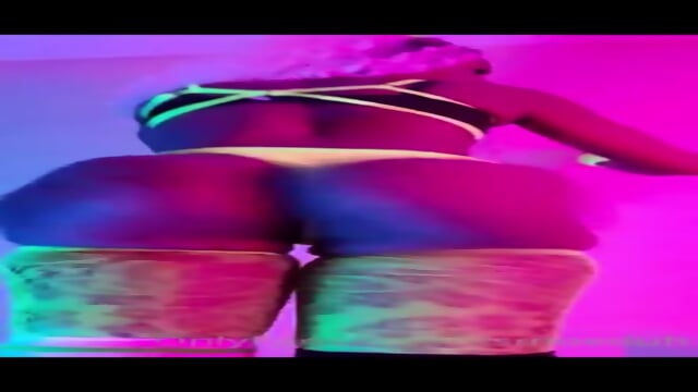 Booty: Her google drive folder, 477 videos => https://rentry.co/c9eid7xw