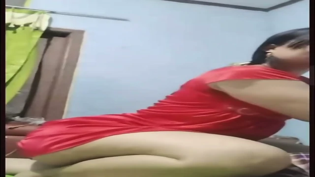 Pijet Gratis, tante montok