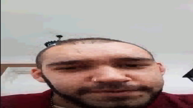 El seÃ±or Ãngel Manuel Vara PÃ©rez se estÃ¡ masturbando.