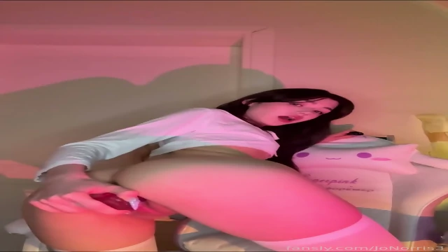 J0n0rr1s teen use dildo in white lingerie on chair